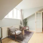 Apartamento Unique 5 Bedroom W Exposed Beams In