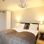 Unique 5 Bedroom W Exposed Beams In Copenhague