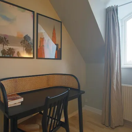 Unique 5 Bedroom W Exposed Beams In Copenhaga