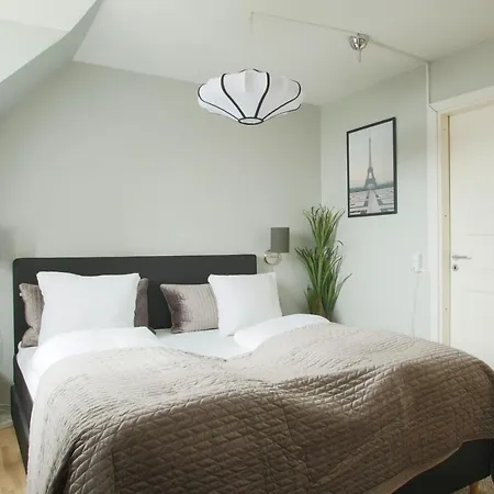 Apartment Unique 5 Bedroom W Exposed Beams In Copenhagen