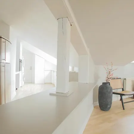 Unique 5 Bedroom W Exposed Beams In * Copenhagen