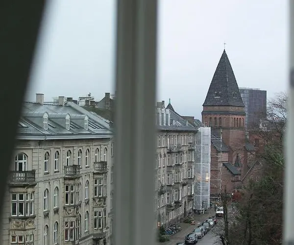 Apartment Unique 5 Bedroom W Exposed Beams In *