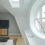 Unique 5 Bedroom W Exposed Beams In Διαμέρισμα *