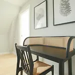 Unique 5 Bedroom W Exposed Beams In Κοπεγχάγη