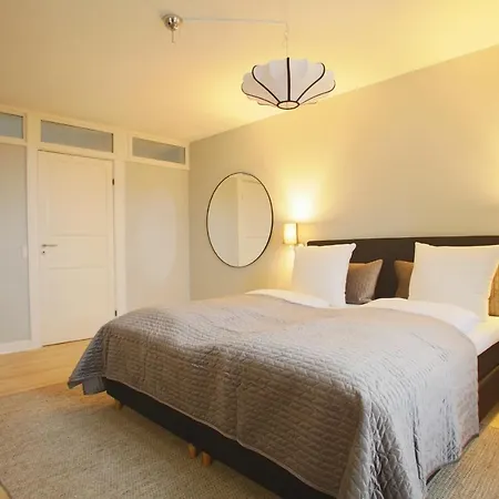 شقة Unique 5 Bedroom W Exposed Beams In كوبنهاجن