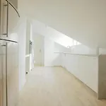 Unique 5 Bedroom W Exposed Beams In Apartmán Kodaň