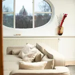Unique 5 Bedroom W Exposed Beams In